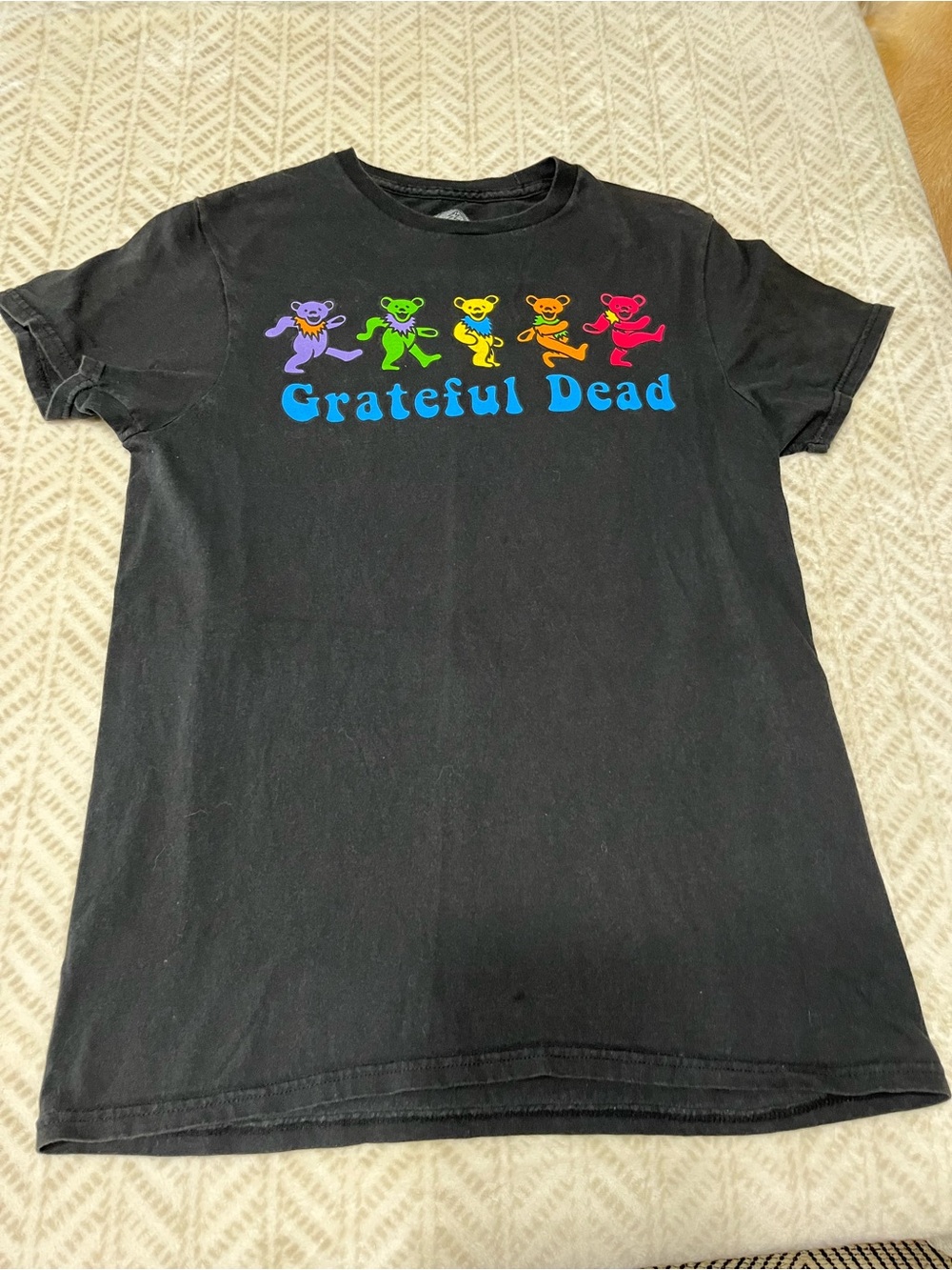 Grateful Dead Black T-Shirt with Rainbow Dancing Bears Graphic small